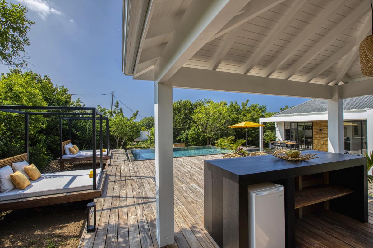 Location villa Saint Martin Terres Basses - Villa 2 chambres 4 personnes - piscine - jardin tropical - 2700m de la plage de Baie Rouge (12)